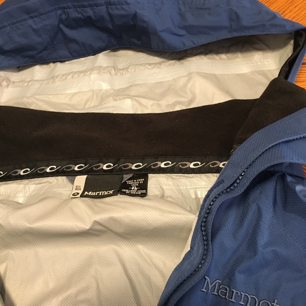 MARMOT Rain Jacket - Navy - Picture 2 of 4